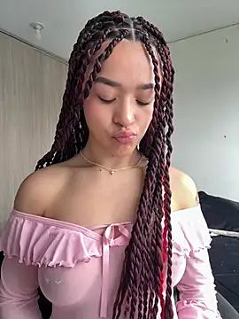 crystal dlun online show from February 2026 02:40:01 PM