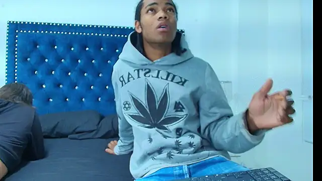 Cristal and luke online show from February 2026 03:47:01 AM