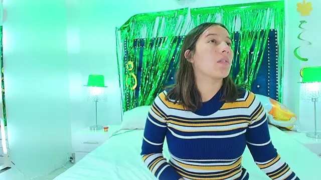 Cristal and luke online show from March 2026 03:39:02 AM