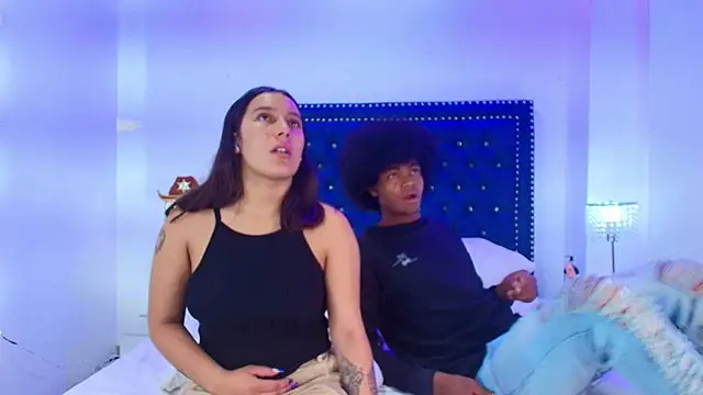Cristal and luke online show from May 2026 03:33:02 AM