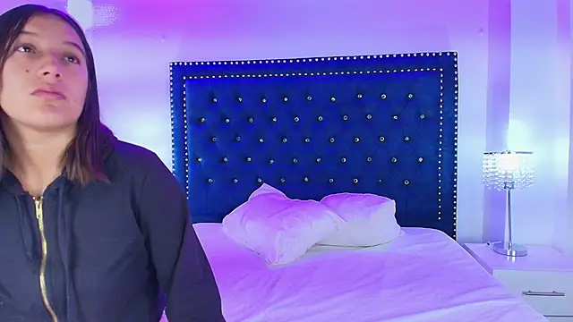 Cristal and luke online show from March 2026 03:28:01 AM