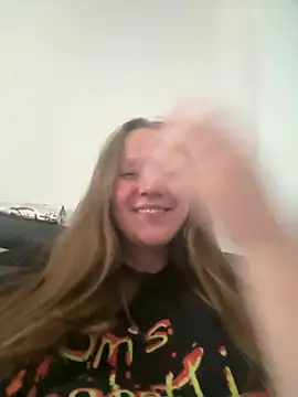 Snapshot of prettygirltracy_12 chatting on January 2026 05:09:02 PM prettygirltracy 12 online show from January 2026 05:09:02 PM