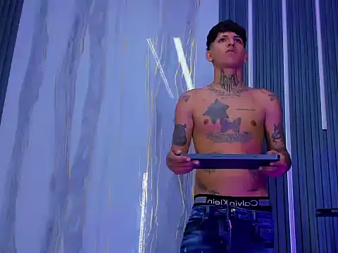 Sam 33 sexy 27 online show from January 2026 09:22:01 PM