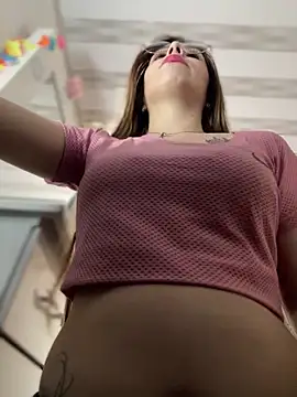 NatalyPinky online show from April 2026 07:48:01 PM