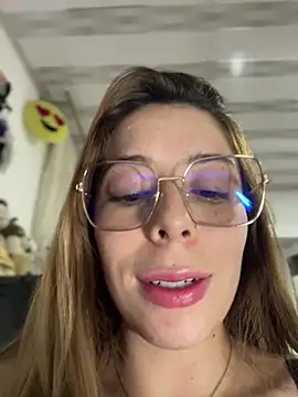 NatalyPinky online show from May 2026 11:12:02 PM