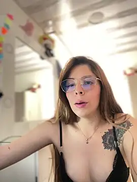 NatalyPinky online show from April 2026 05:30:01 PM