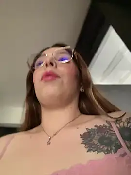 NatalyPinky online show from May 2026 09:07:01 PM