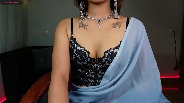 SugarAura online show from May 2026 05:18:01 PM