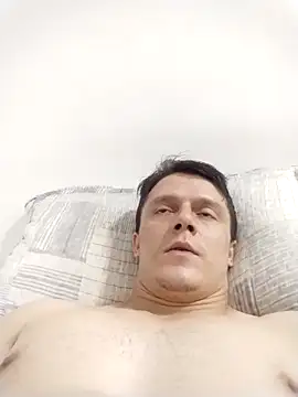 RAFAELQUINTEROSCAVALHEI online show from February 2026 04:23:02 PM