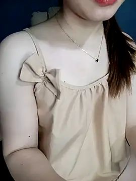 Snapshot of ChanChanLy chatting on February 2026 04:32:01 AM ChanChanLy online show from February 2026 04:32:01 AM