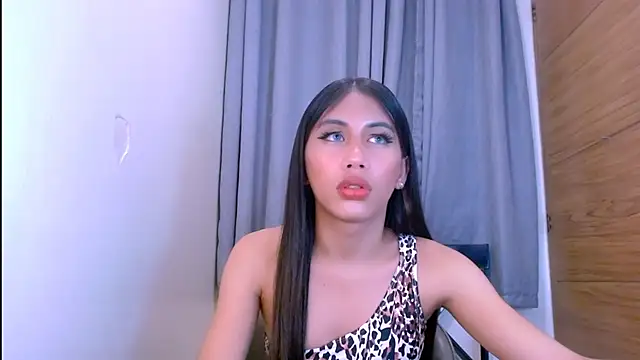 bigmeatcock luna online show from January 2026 02:26:02 AM