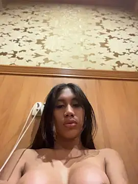 bigmeatcock luna online show from July 2026 10:27:01 AM
