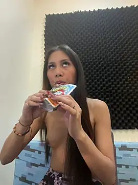 bigmeatcock luna online show from April 2026 02:14:01 PM