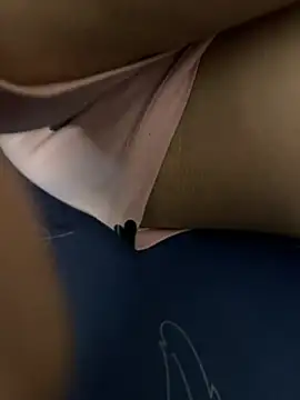 bigmeatcock luna online show from June 2026 09:08:02 AM