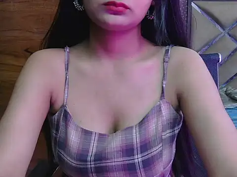 Snapshot of sweet_riyaaa chatting on June 2026 04:28:01 AM sweet riyaaa online show from June 2026 04:28:01 AM