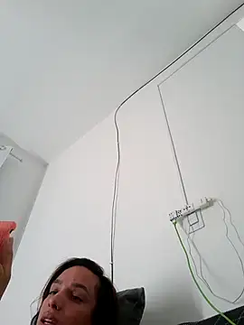 ofjuliaa online show from March 2026 08:48:01 PM