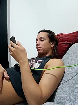 Snapshot of ofjuliaa chatting on April 2026 04:52:02 AM ofjuliaa online show from April 2026 04:52:02 AM