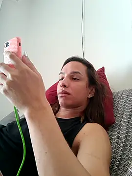 ofjuliaa online show from February 2026 05:46:01 PM