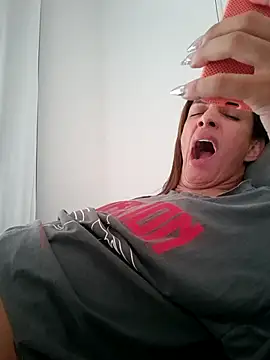 ofjuliaa online show from January 2026 09:08:01 PM