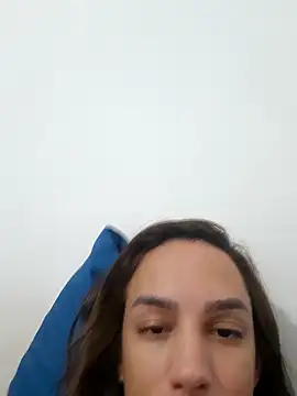 ofjuliaa online show from February 2026 08:12:02 AM