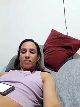 Snapshot of ofjuliaa chatting on April 2026 03:13:01 AM ofjuliaa online show from April 2026 03:13:01 AM