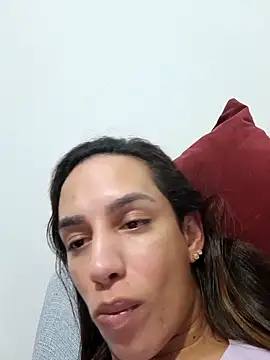 ofjuliaa online show from April 2026 08:53:01 AM