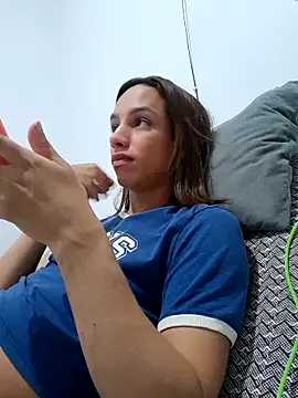 ofjuliaa online show from February 2026 02:30:01 AM