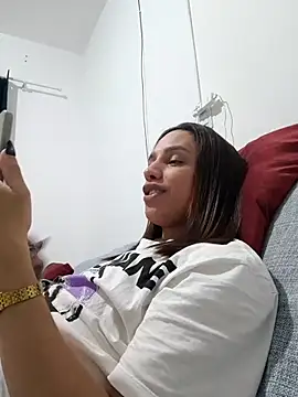 Snapshot of ofjuliaa chatting on June 2026 08:40:02 PM ofjuliaa online show from June 2026 08:40:02 PM