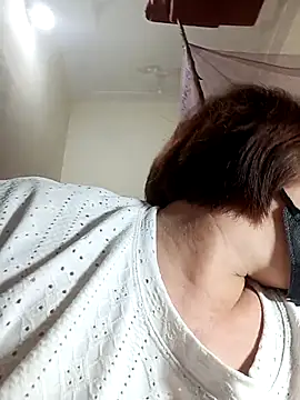 Lyna sexy24 online show from March 2026 07:13:02 PM