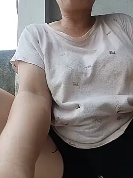 Lyna sexy24 online show from June 2026 10:20:01 AM