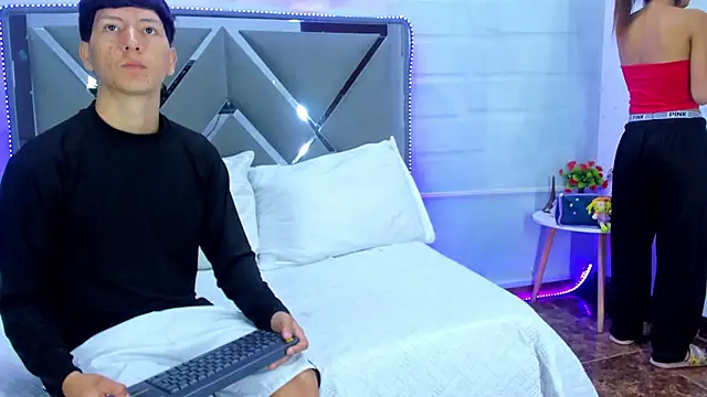 BunnyLove  online show from April 2026 12:04:01 AM