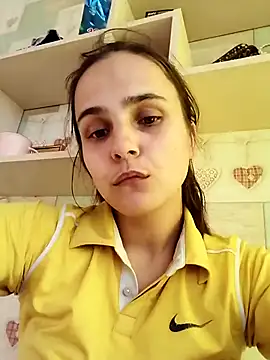 Jenevaonlovexq online show from June 2026 04:17:01 PM