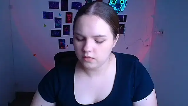 Kitty Mia Kitty online show from April 2026 05:45:02 AM