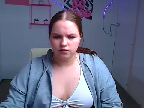 Kitty Mia Kitty online show from January 2026 10:07:01 AM