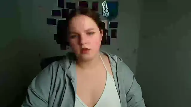 Snapshot of Kitty_Mia_Kitty chatting on January 2026 06:28:02 AM Kitty Mia Kitty online show from January 2026 06:28:02 AM