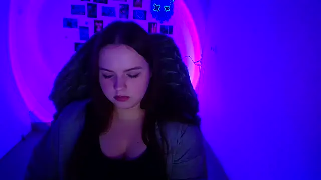 Snapshot of Kitty_Mia_Kitty chatting on February 2026 06:34:02 AM Kitty Mia Kitty online show from February 2026 06:34:02 AM