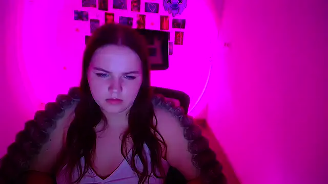 Snapshot of Kitty_Mia_Kitty chatting on February 2026 07:51:01 AM Kitty Mia Kitty online show from February 2026 07:51:01 AM