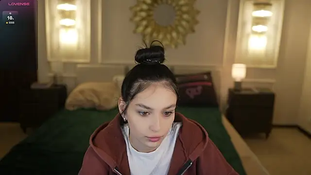 Snapshot of Mila_Rose054 chatting on March 2026 03:52:01 PM Mila Rose054 online show from March 2026 03:52:01 PM