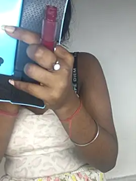 Royal-girl78 online show from February 2026 03:53:02 PM
