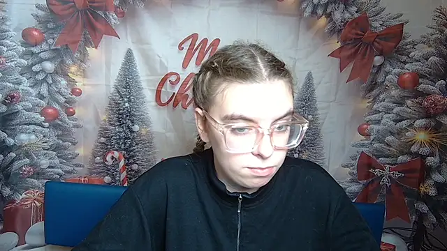 MaryCholls online show from January 2026 12:33:02 PM