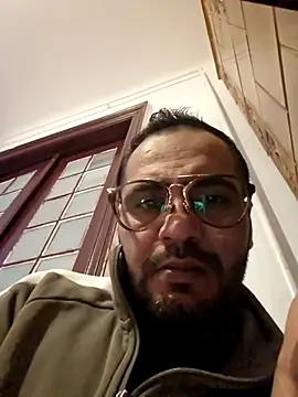 julian-112 online show from January 2026 05:30:01 PM