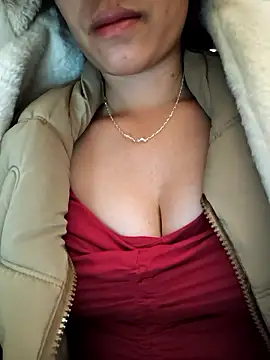 -Lynn- online show from January 2026 01:34:01 AM