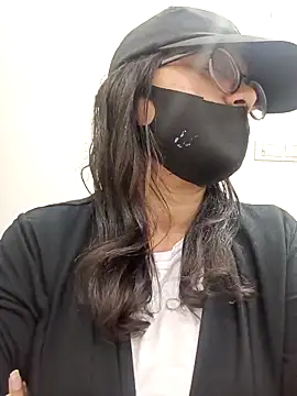 piryasharma005 online show from February 2026 06:29:02 PM