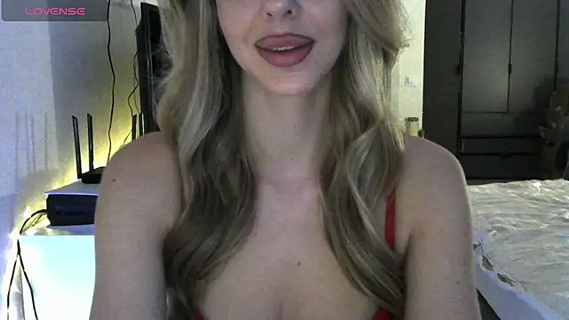 LizaSweetyq online show from March 2026 03:44:01 PM