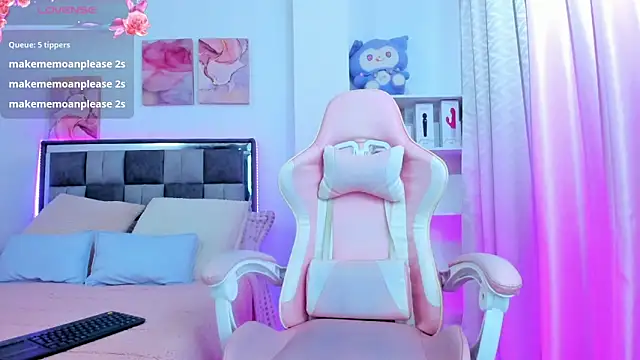 Snapshot of Isa7_ chatting on February 2026 02:17:02 PM Isa7 online show from February 2026 02:17:02 PM