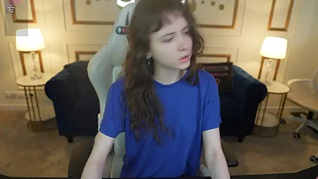 Snapshot of Orly_flame chatting on February 2026 12:06:02 PM Orly flame online show from February 2026 12:06:02 PM