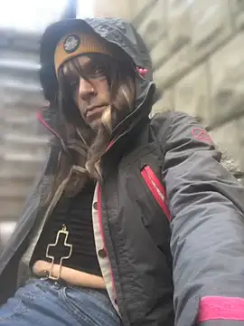 dongoralesko77 online show from April 2026 03:08:01 PM