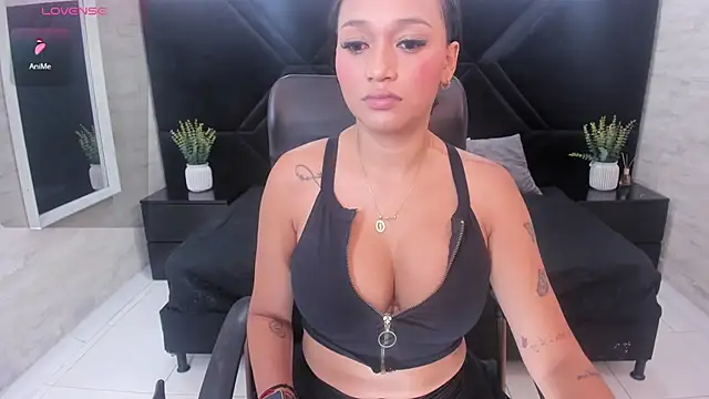 HannaSteyl online show from February 2026 11:33:02 AM