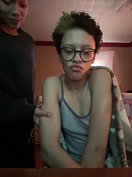 Snapshot of Tamiii420 chatting on January 2026 01:51:01 PM Tamiii420 online show from January 2026 01:51:01 PM