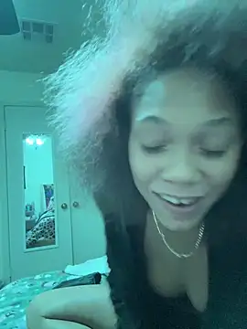 Tamiii420 online show from April 2026 02:14:02 AM